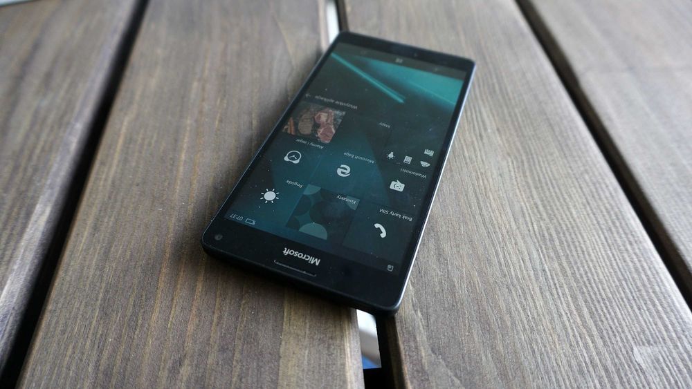 Microsoft Lumia 950 XL - Pełny komplet - jak NOWA - 100% oryginalna