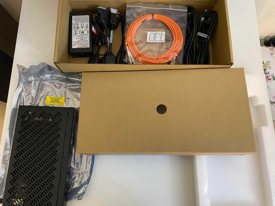 Matrox Extio, Extender Kvm XTO2EX-F2408F, NOWY!