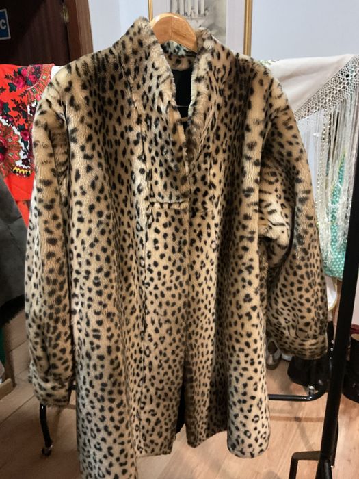 Casaco duas faces pele sinte tam,M/L lindíssimo