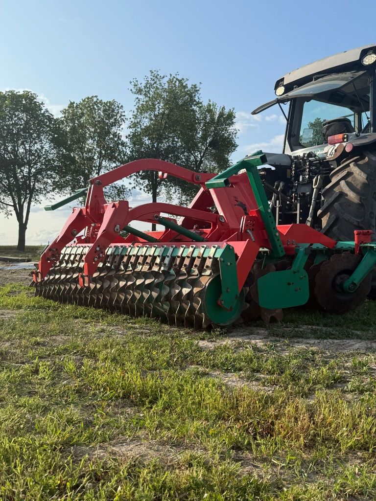 Agregat talerzowy  AGRO-MASZ AT30