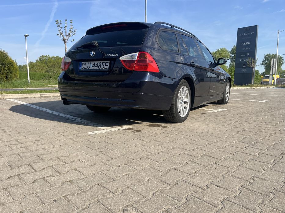 BMW E91 benzyna.