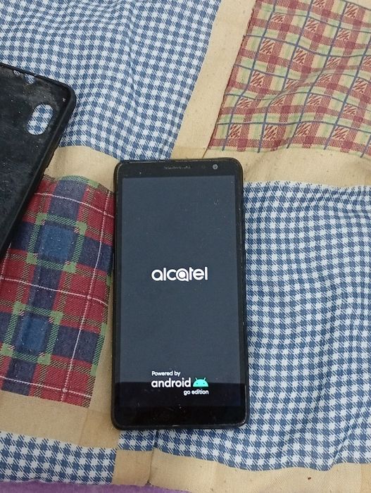 Smartphone Alcatel dual sim de 32gigas