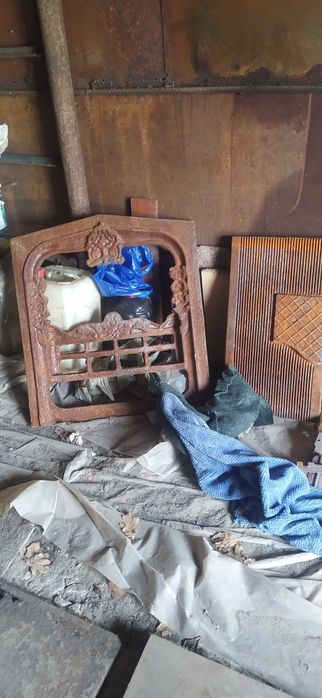 Камін чугунний новий