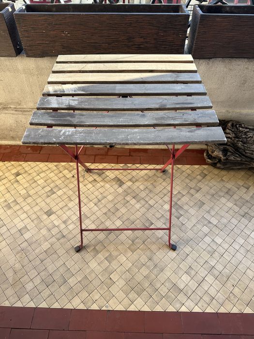 Mesa de exterior do ikea