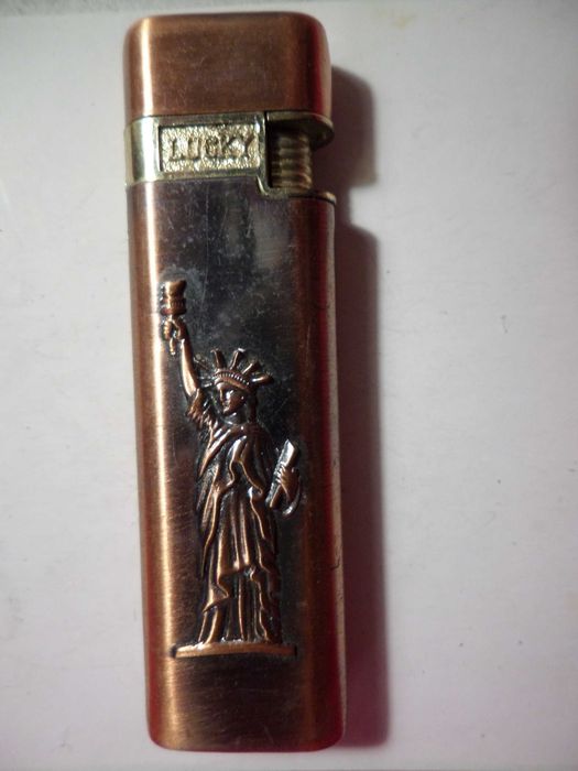 Isqueiro em metal : 'Estátua da Liberdade'