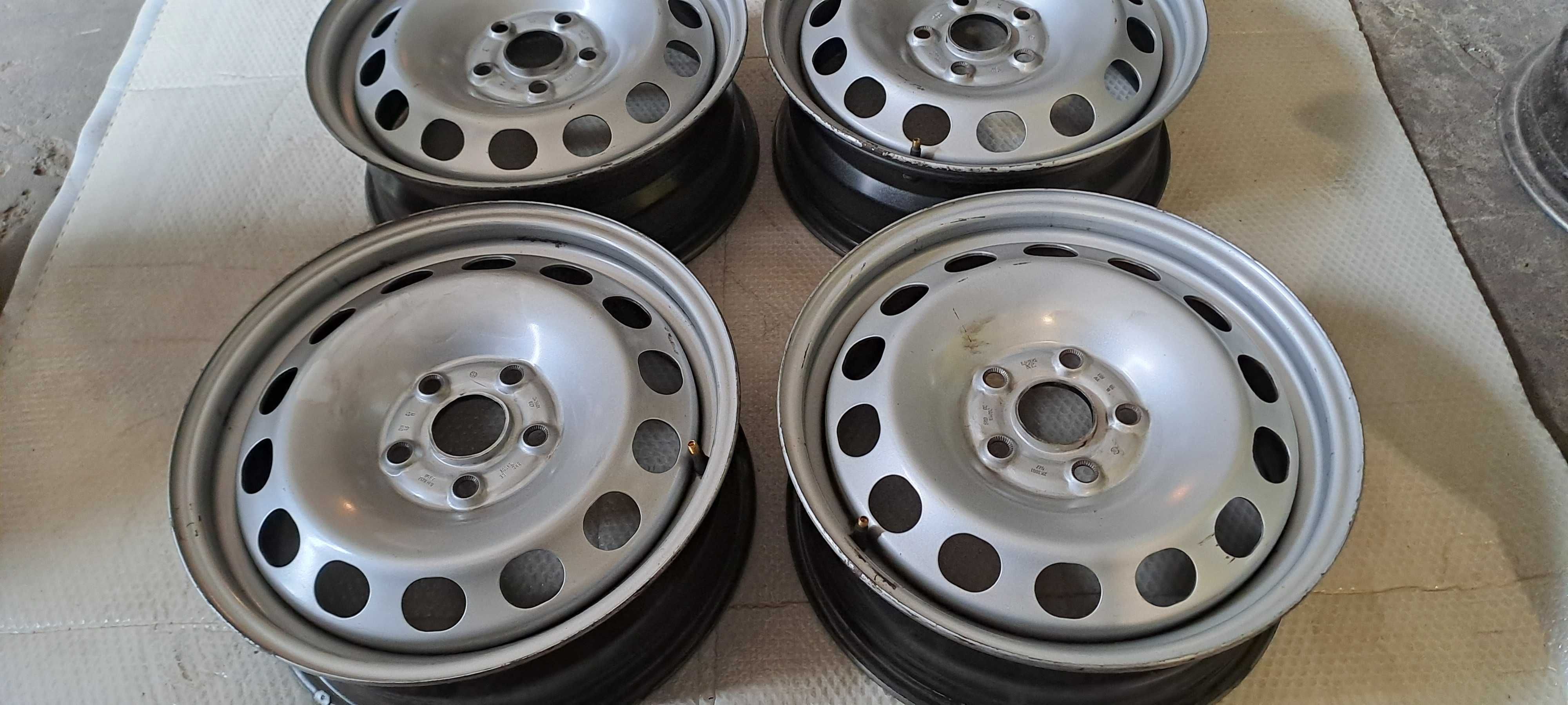 VW 2K3 CADDY ORG. Felgi stalowe 6J / 16" / 5x112 ET50 Komplet 4 szt