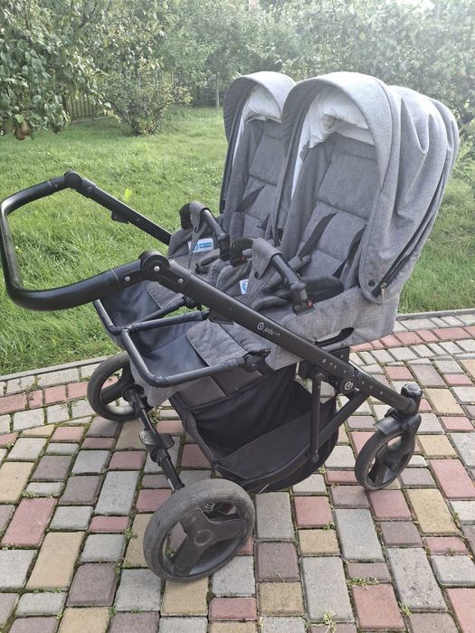 Продам коляску для двійні Jedo