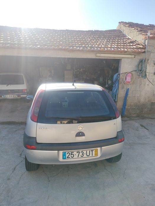 Opel corsa c motor avariado