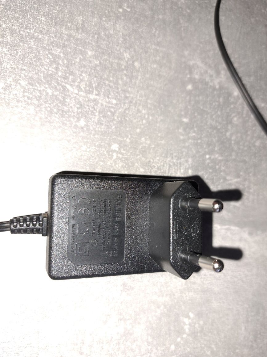 Philips ac/dc adaptor adapter  zasilacz svh-005 plus stacja sbc hc8442