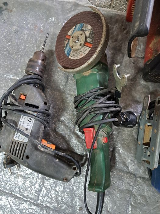 Piła szlifierka wiertarka wyrzynarka