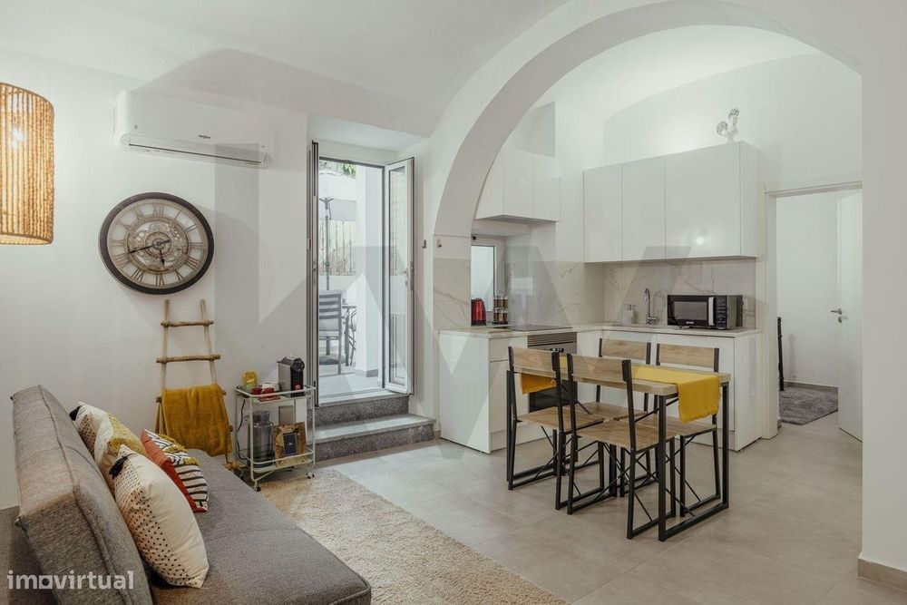 T2 no Centro Histórico, completamente mobilado e equipado . 2 quartos