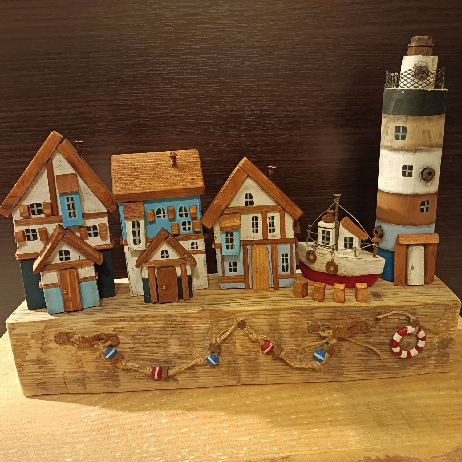 Domki drewniane latarnia morska na belce dekoracja hand made