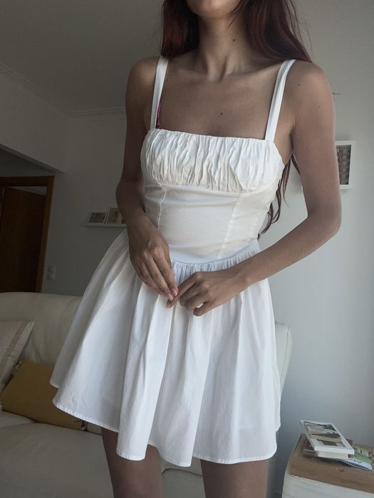 Vestido com saia volume Zara novo!