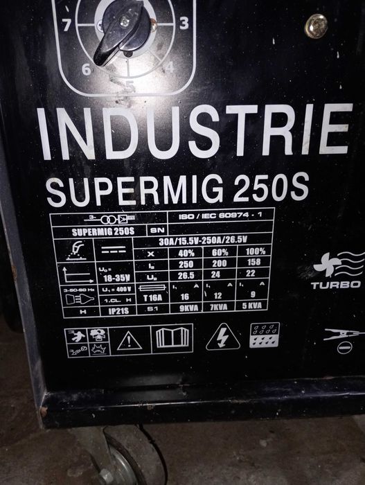 spawarka Magnum 250S