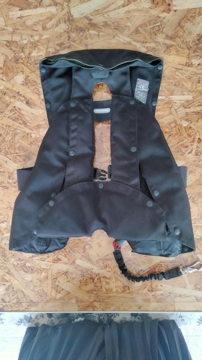 Colete de equitação com airbag
