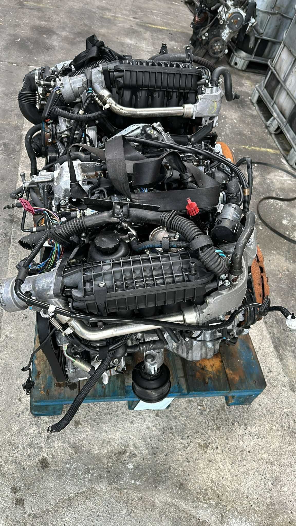 Motor Mercedes C220 .646962.