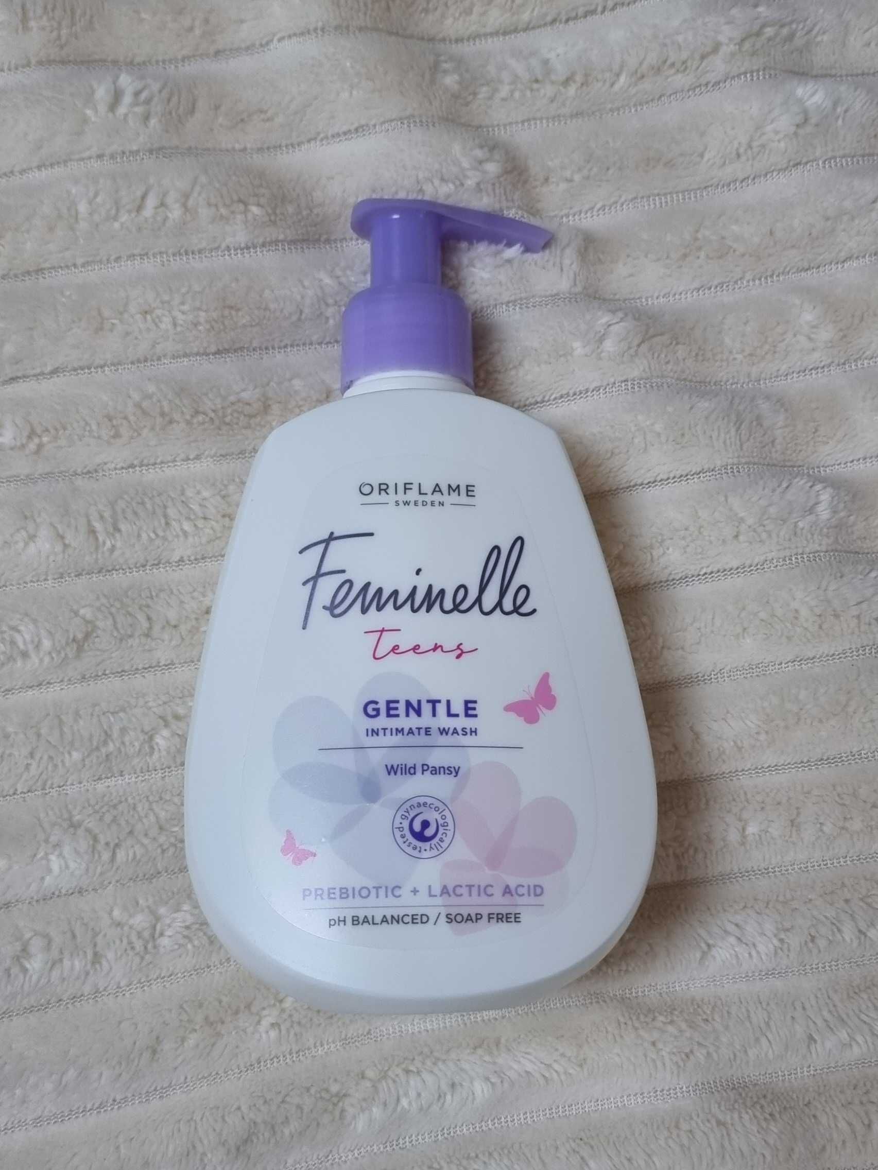 Oriflame Feminelle Teens płyn do higieny intymnej 300 ml
