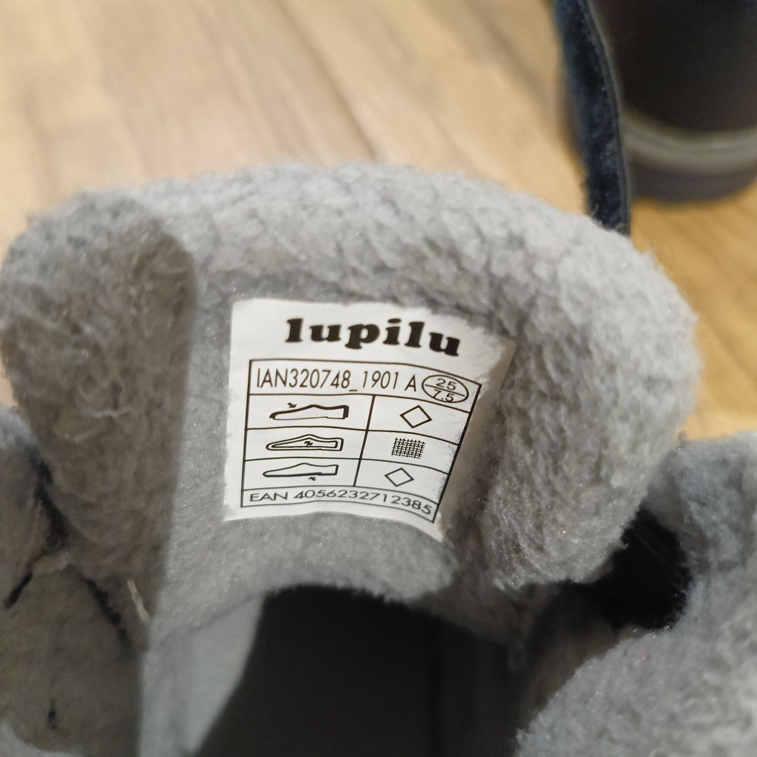 Buty trapery 25 stan.dobry