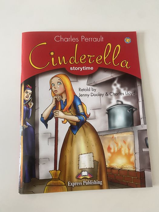 Livro “Cinderella, Storytime”