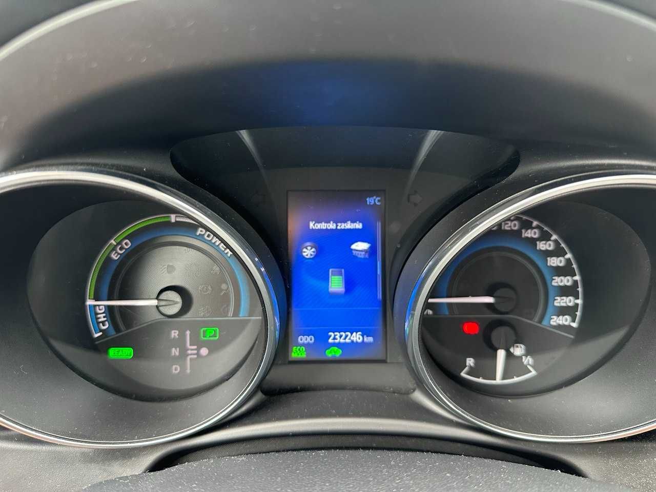 Toyota Auris 2015 Kompakt, Hybryda + LPG