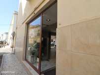 Espaço Comercial com 88m² - Oportunidade Central na Figueira da Foz