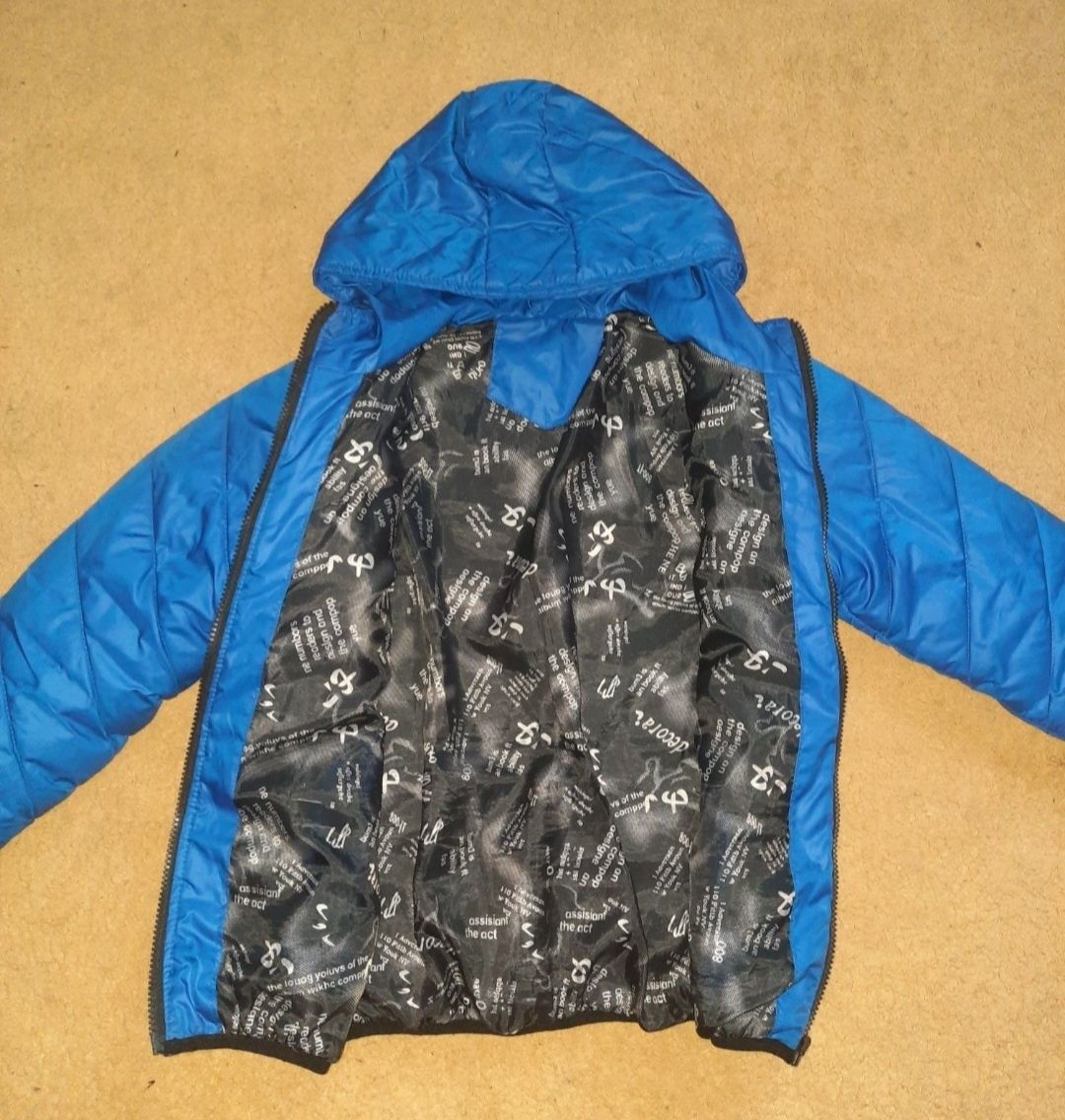 Модна весняно-осіння курточка на хлопчика 140-146