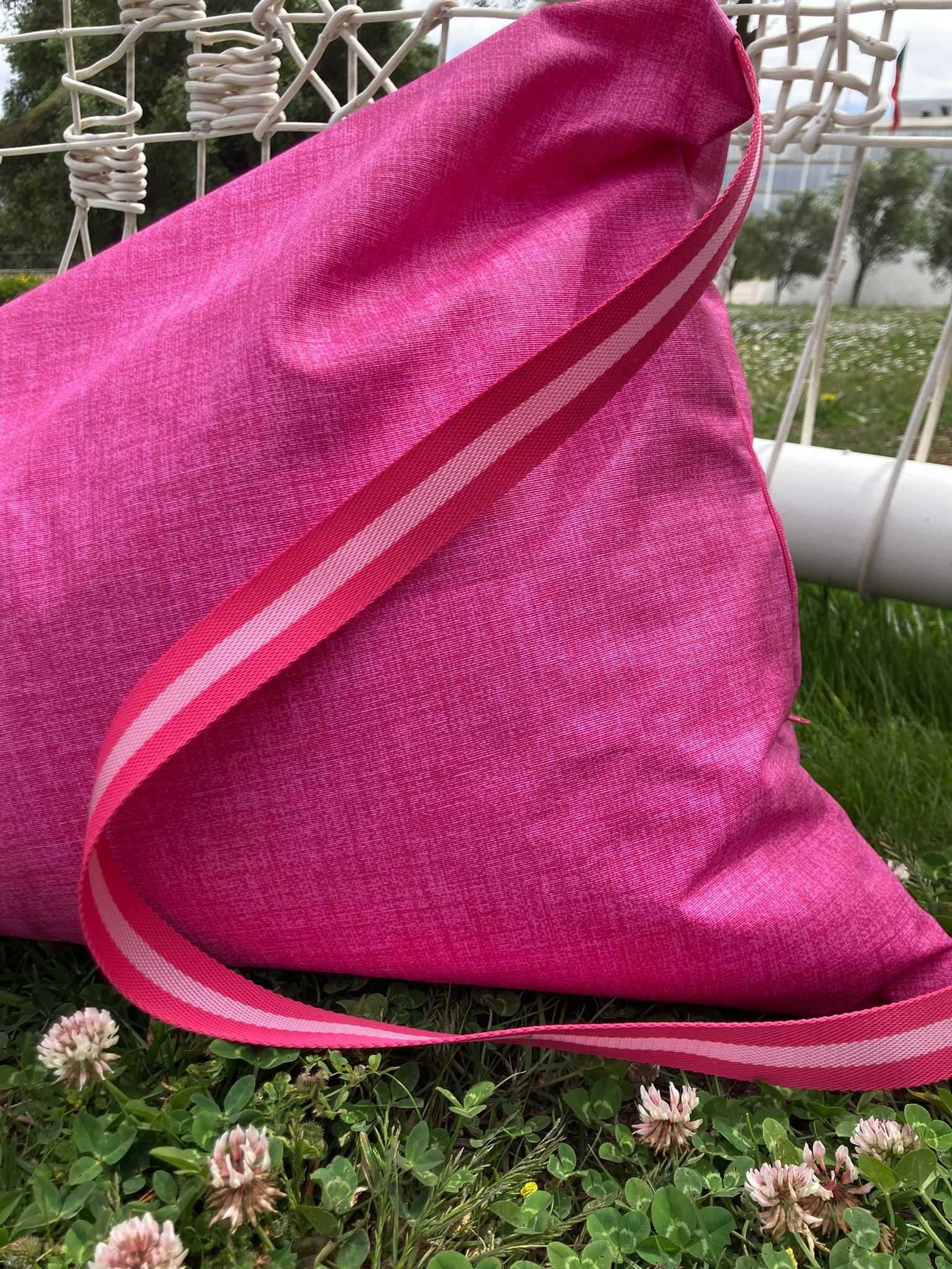 Almofada/Puff para Praia, Piscina ou Jardim - NOVA