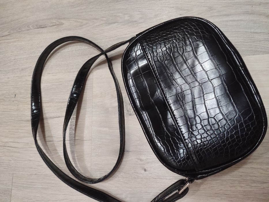 Сумочка (одно отделение) и карман на магните