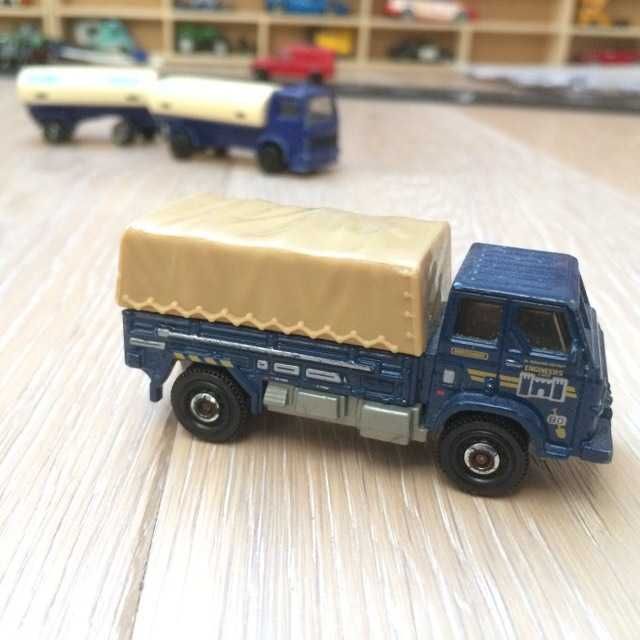 MATCBOX ciężarówka como convay