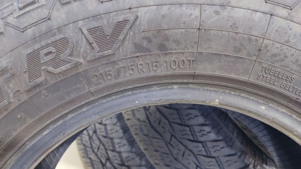 4 Pneus Toyo Open Country AT +