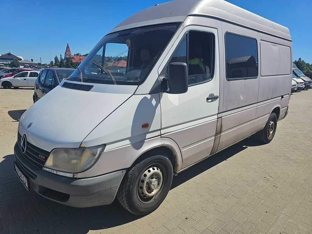 Mercedes-Benz Sprinter 2002/2.2CDI/7osobowy/opłaty aktualne