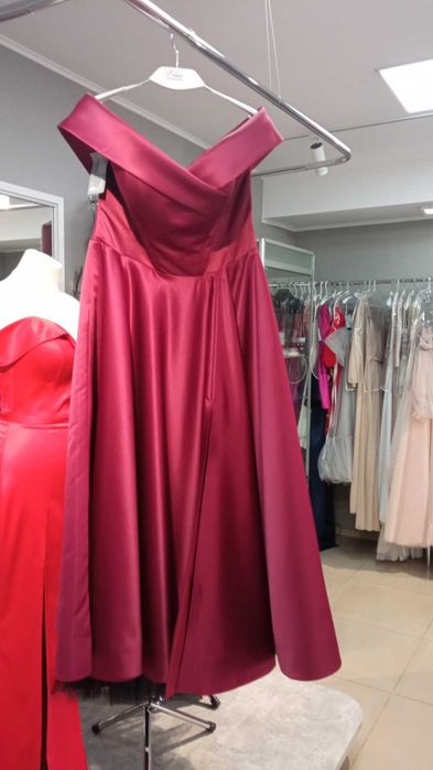 Сукня на випускний