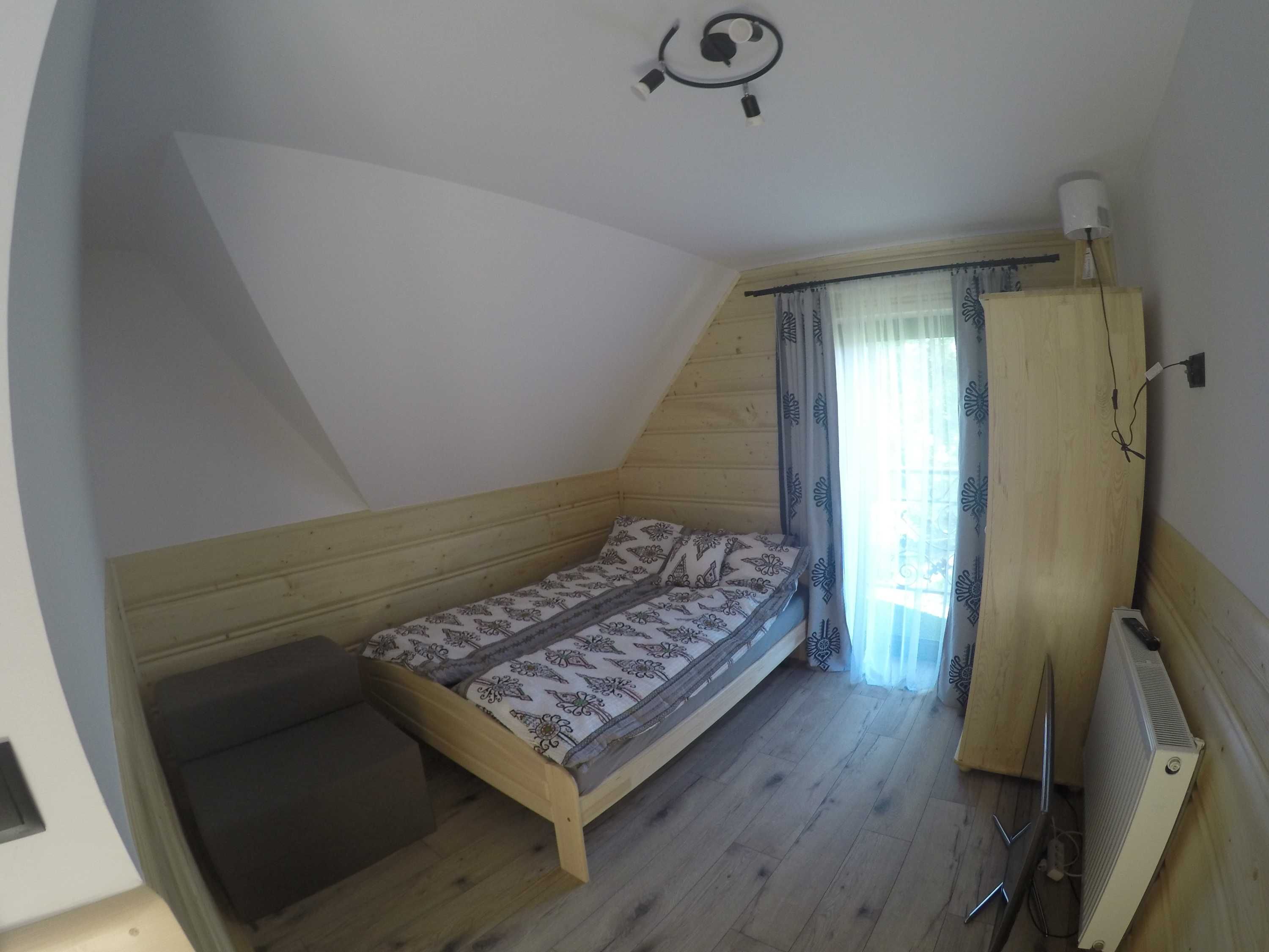 Góralski Dom z Bali "PIĄTKOWA CHATA" (10 os)