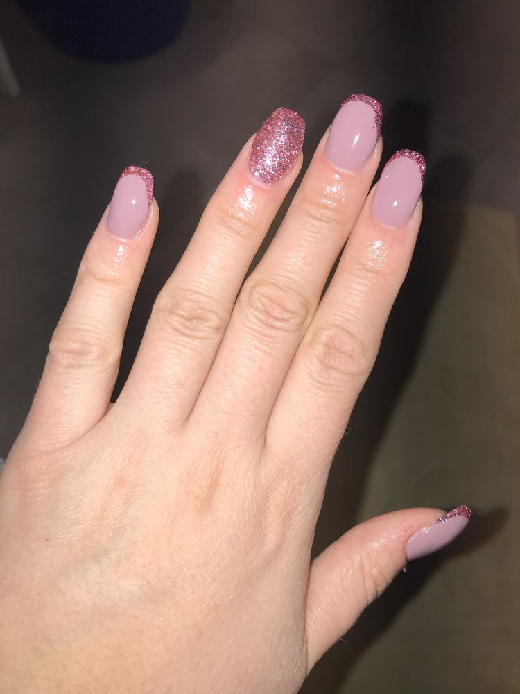 Modelki manicure - Tomaszowo