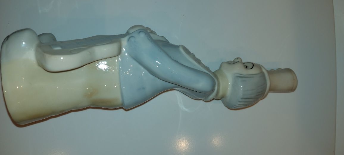 Stara figurka klaun porcelanowy