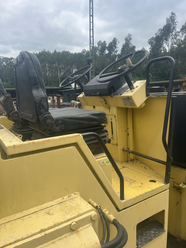 Cilindro compactador Bomag BW 151 AD