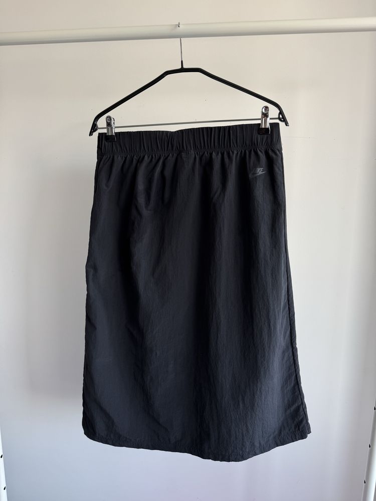 Спідниця Nike Tech Pack Black Mid Long Wrap Skirt M/L