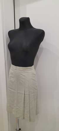 Kremowa spódnica z pliskami Catalo Gue 38