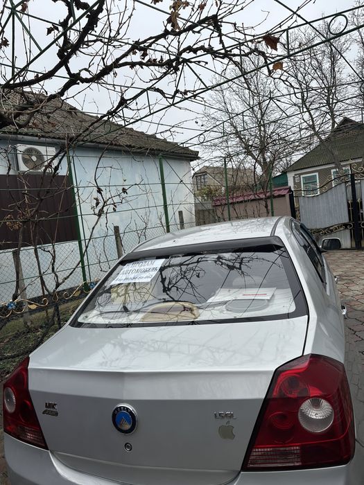 Продається надійна та економна GEELY MK 1.5 газ/бензин.