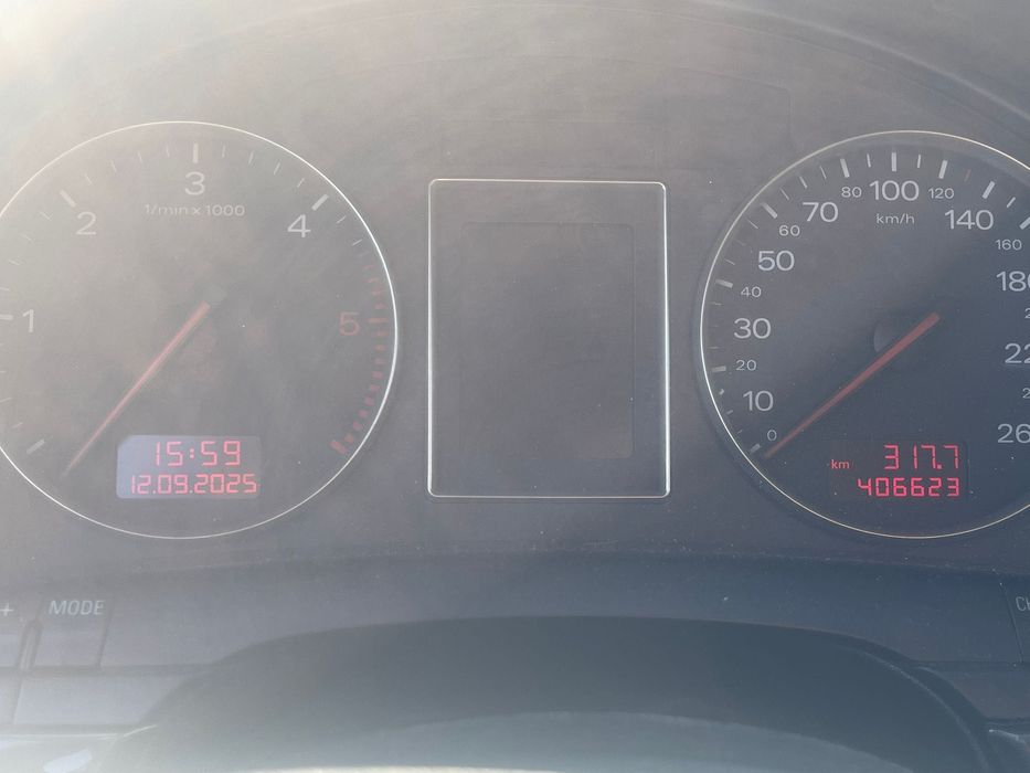 Audi A4 Avant 1.9 TDI (PD130) – Jantes 19” + Jantes Originais