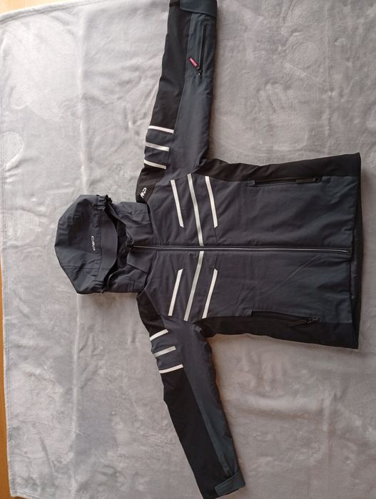 Kurtka narciarska r. 140 CMP