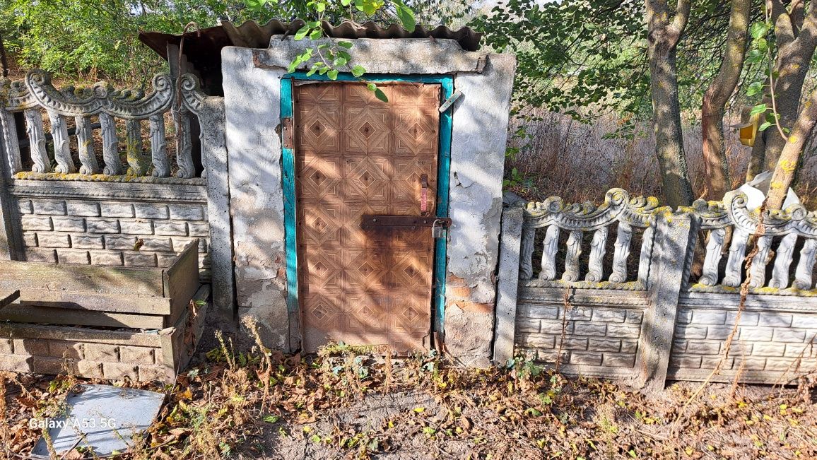 Продам будинок с.Лазарівка