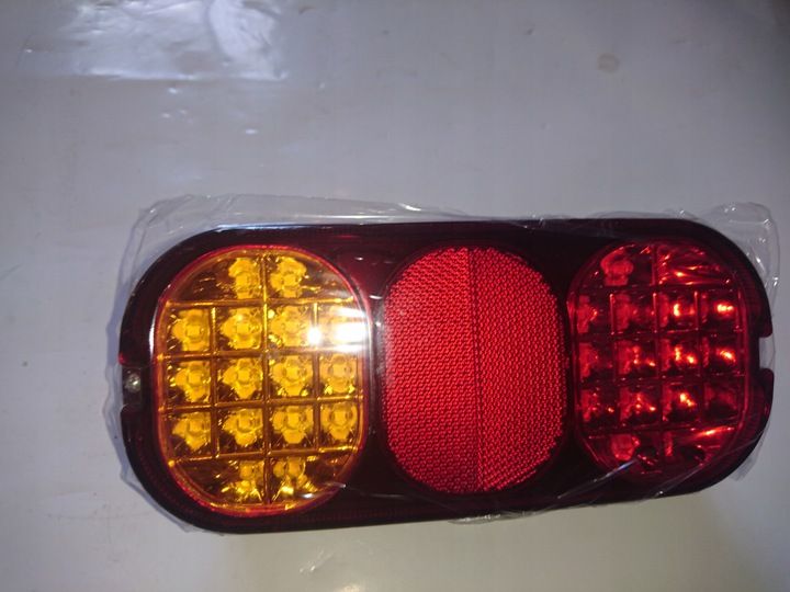 Lampa tylna led JCB 3CX 4CX L/P 700/50018