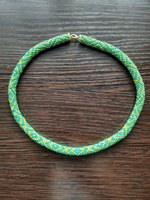 Джгут з бісеру в національно-патріотичних кольорах