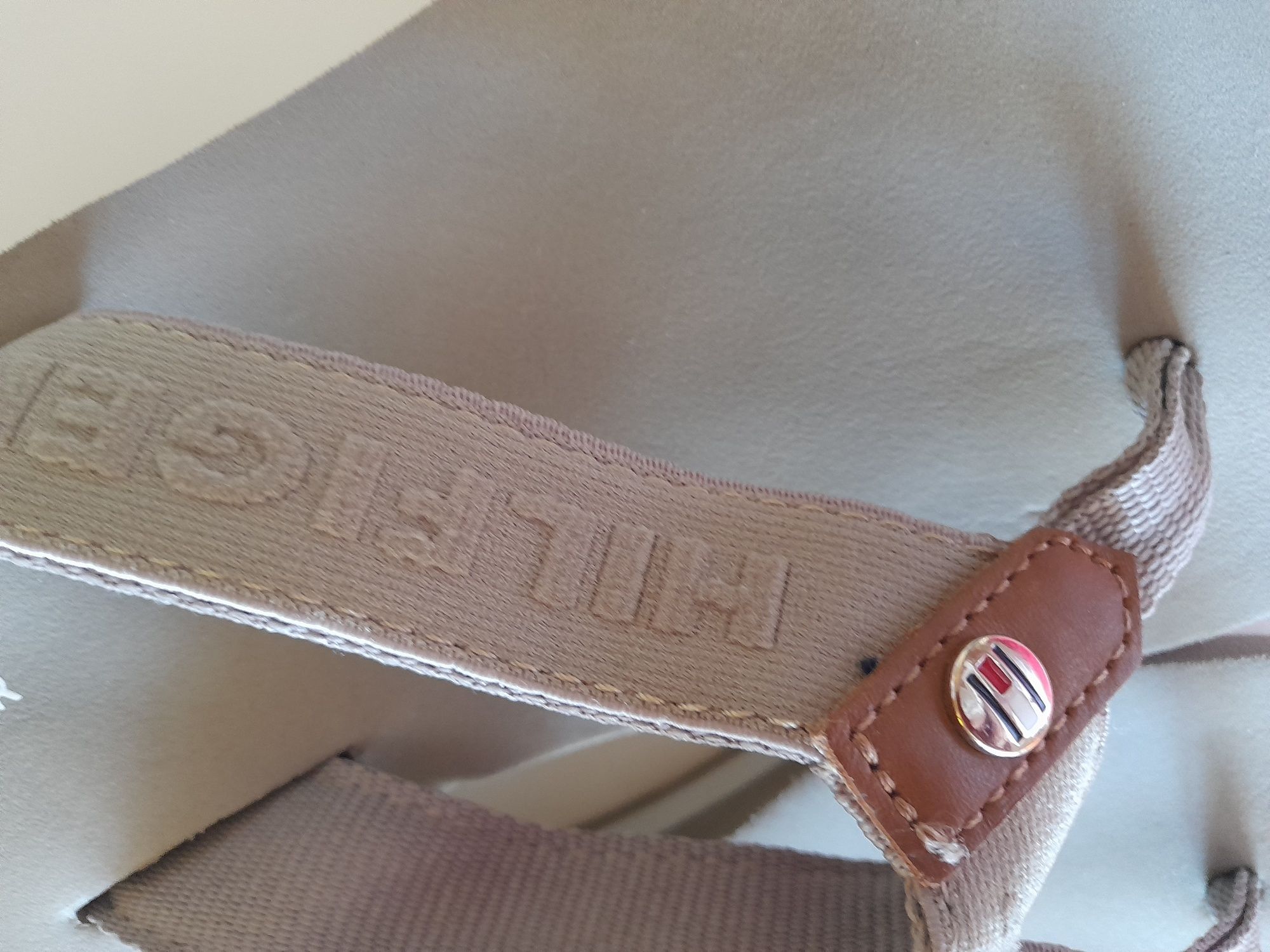 JaponkiTommy Hilfiger