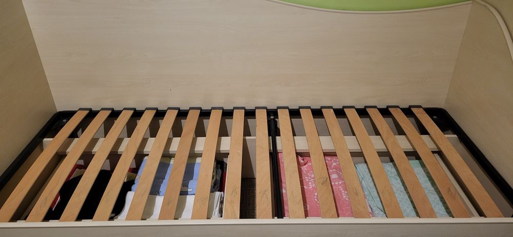 Ліжко дитяче з матрасом 80*190