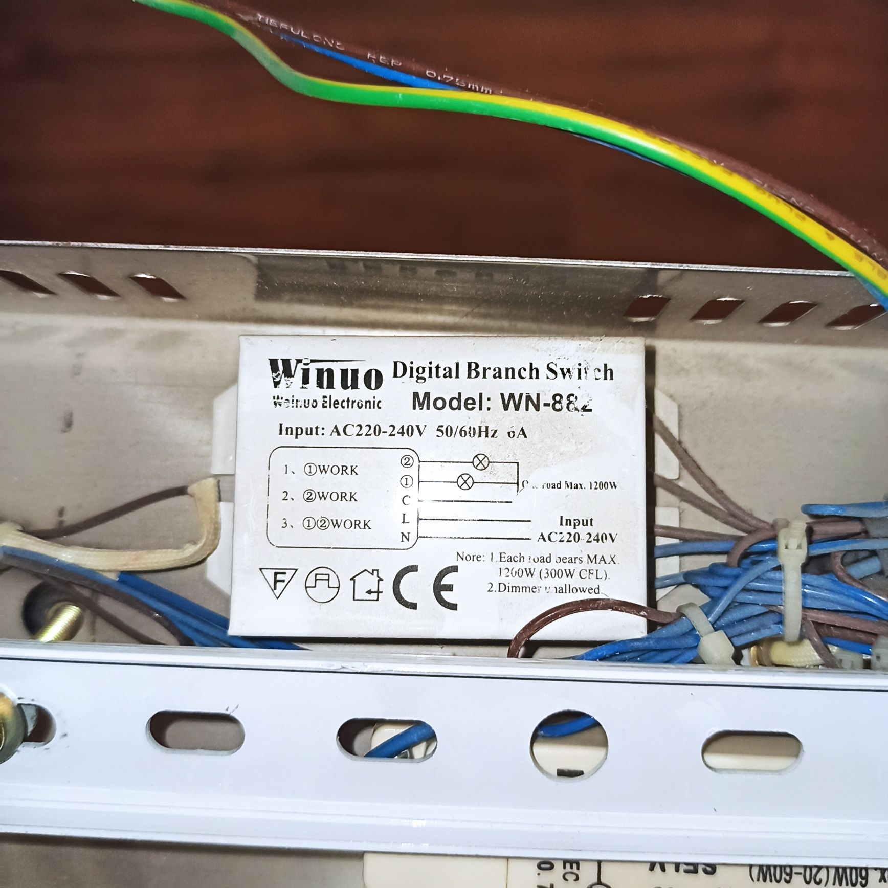 Plafon lampa halogen led