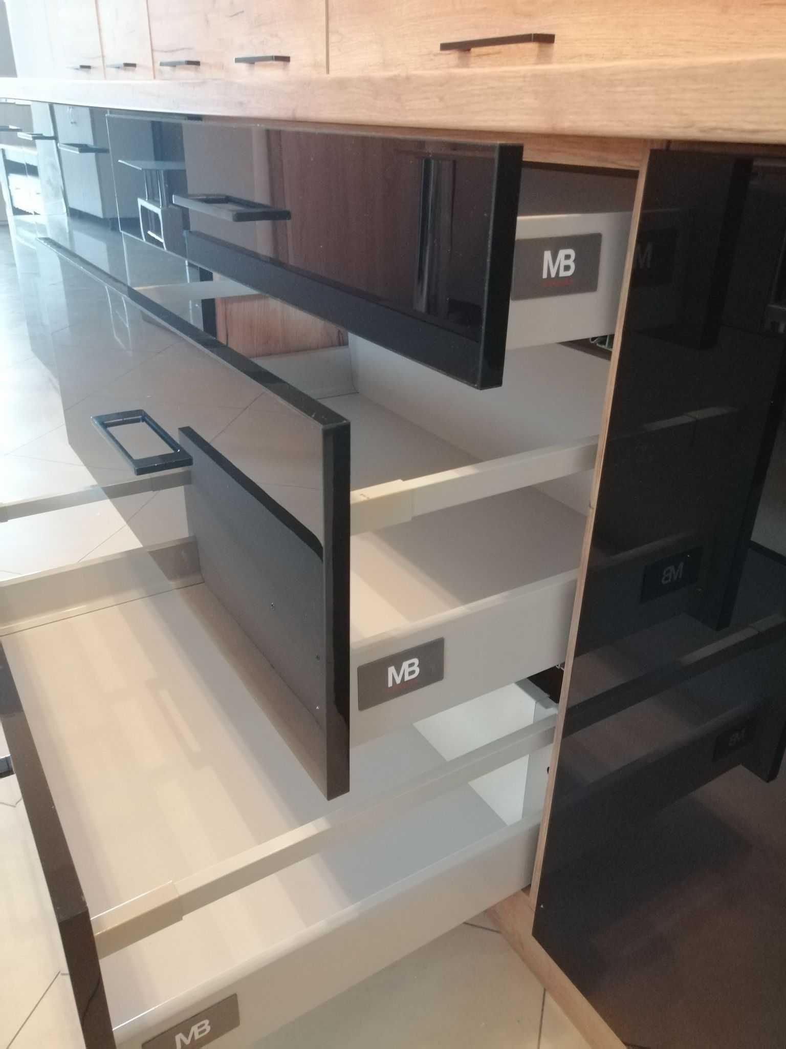 Meble zestaw kuchenne połysk zmontowane, cichy domyk, projekt gratis.