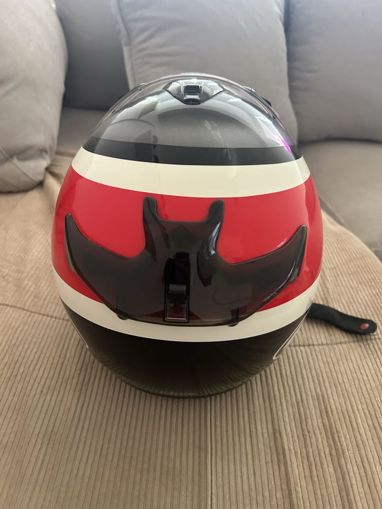 Capacete arai ducati corse