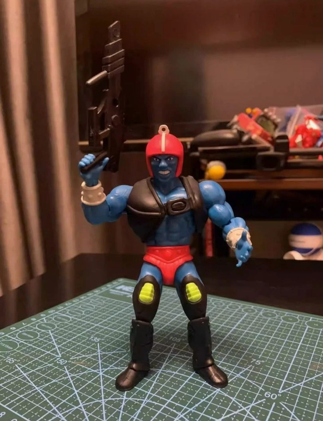 Kronis Motu Origins Mattel